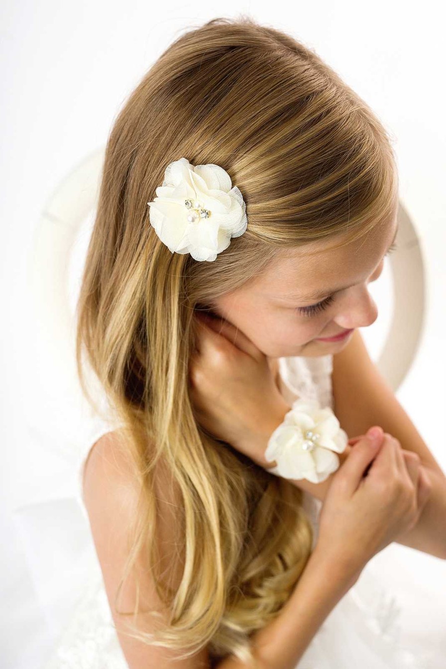 Girls Cute Cute | Ivory Chiffon Flower With Pearls And Rhinestones On A Soft Elastic Bracelet